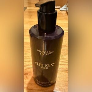 Victoria's Secret Very Sexy Night Fragrance Lotion - Black